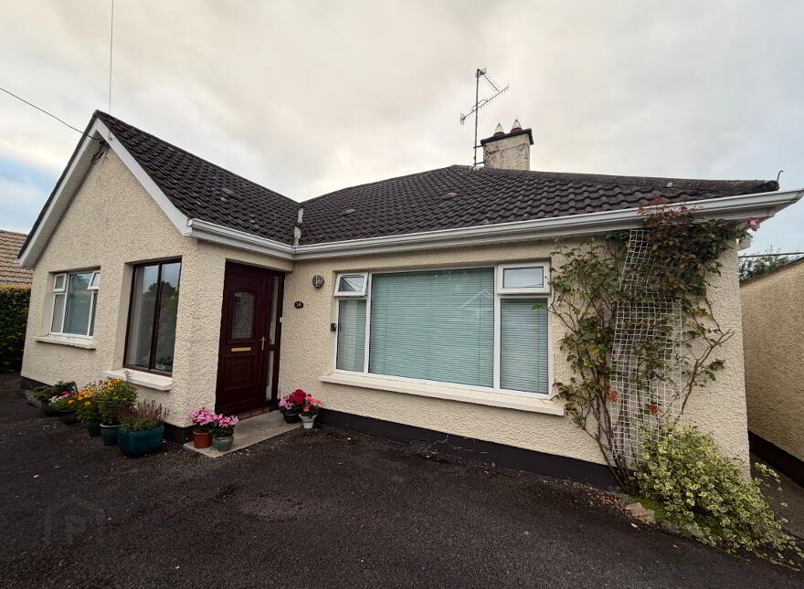 14 Ashgrove Park, Strabane, BT82 9EG photo