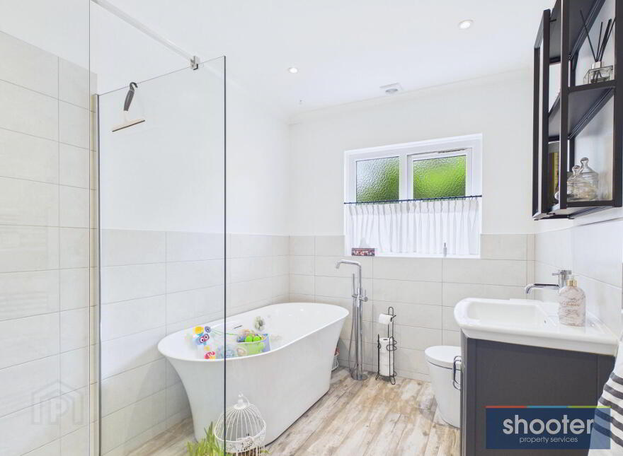 24 Lagan Court, Burren, Newry, BT34 3SX