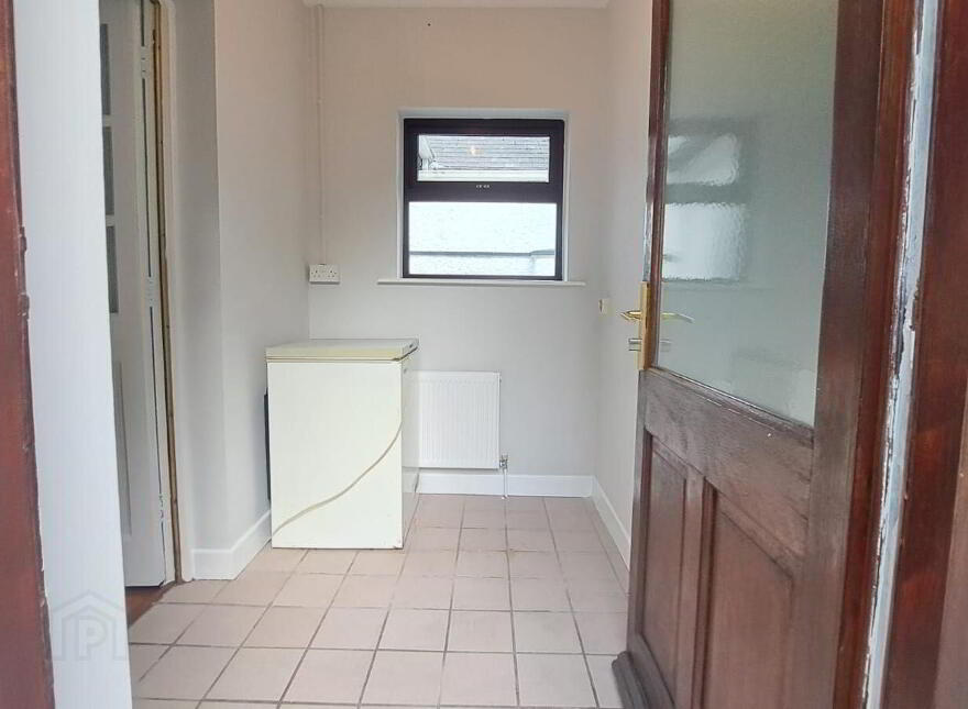 2 Woodlands Avenue, Dromahair, F91YE29