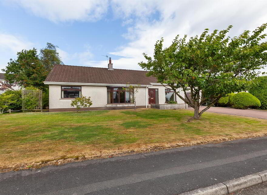 8 Bradford Gardens, Carrickfergus, BT38 9EH