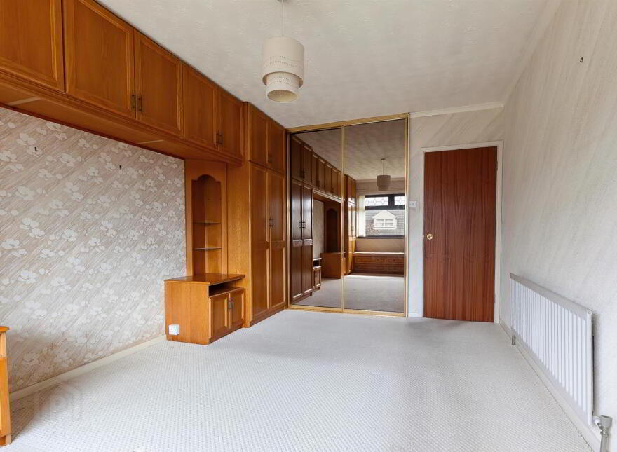 8 Bradford Gardens, Carrickfergus, BT38 9EH
