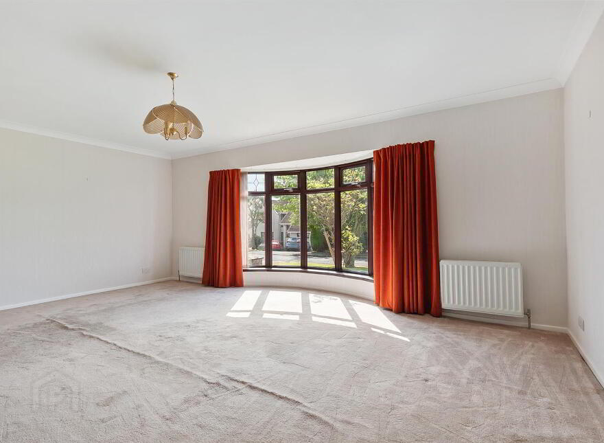8 Bradford Gardens, Carrickfergus, BT38 9EH