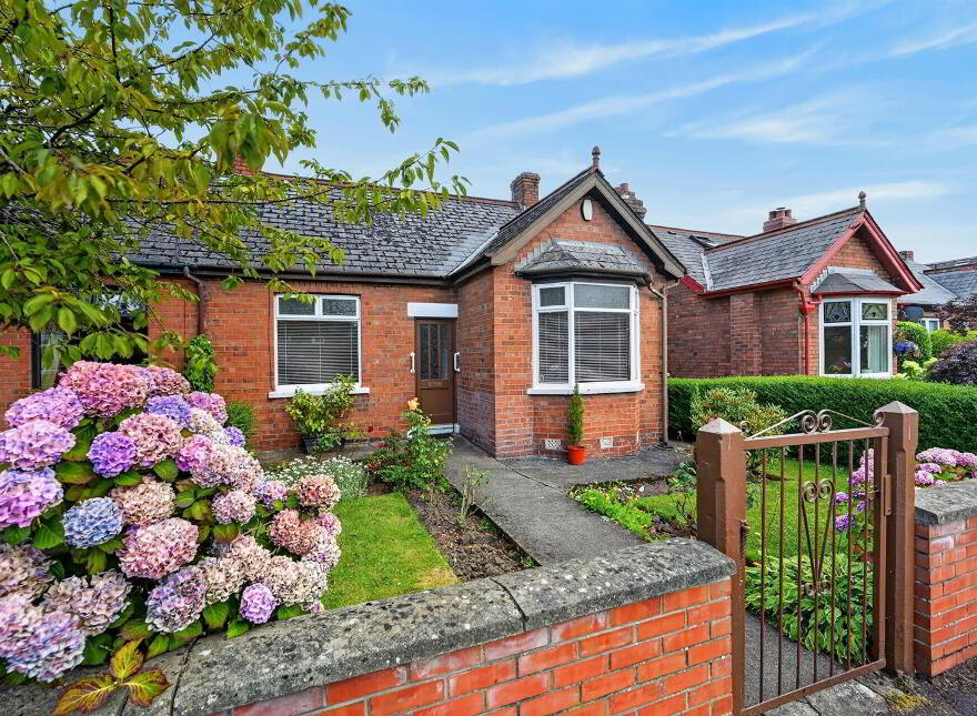 8 Prince Edward Park, Belfast, BT9 5FZ