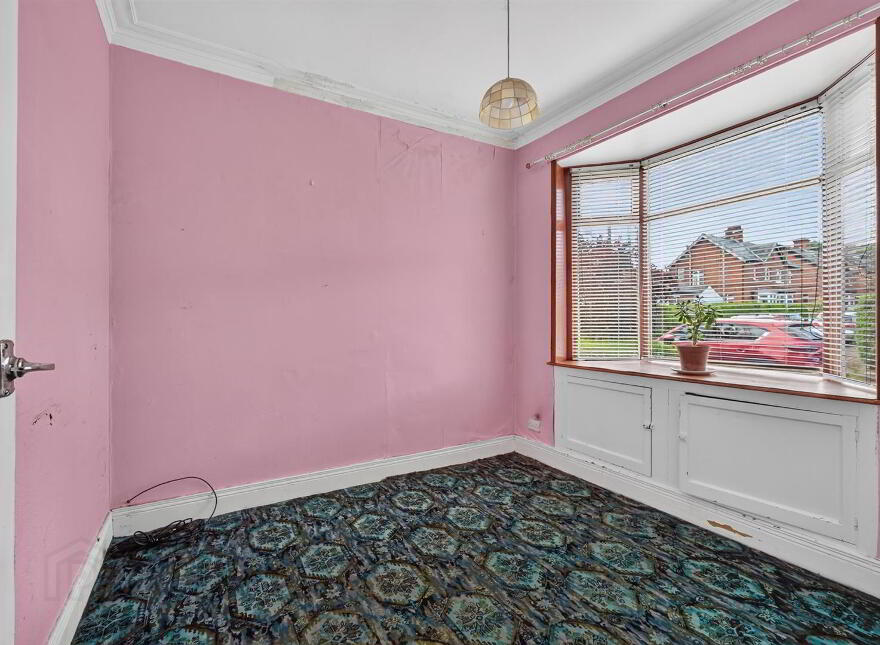 8 Prince Edward Park, Belfast, BT9 5FZ