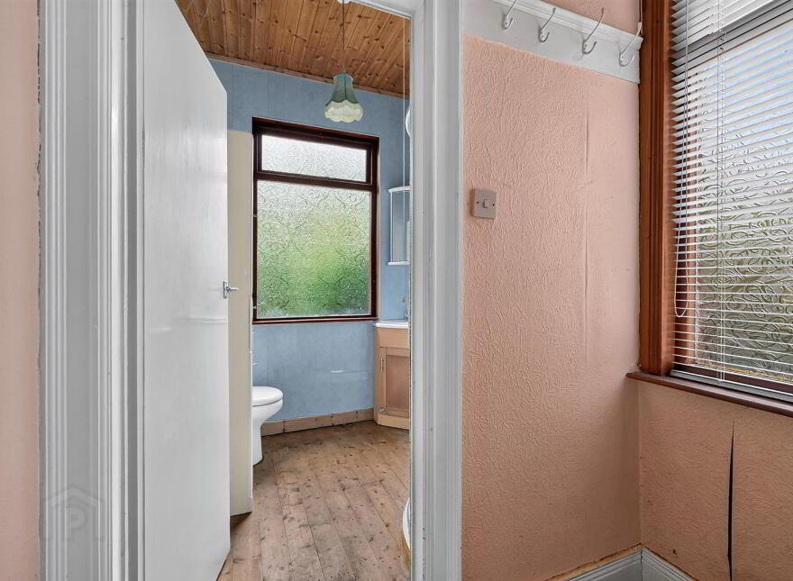 8 Prince Edward Park, Belfast, BT9 5FZ