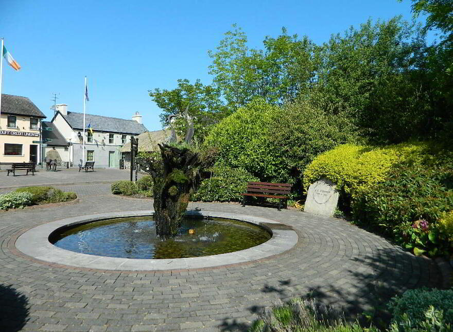 2 The Waterfront, Dromod, Carrick-On-Shannon, N41YW31
