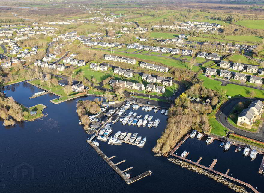 2 The Waterfront, Dromod, Carrick-On-Shannon, N41YW31
