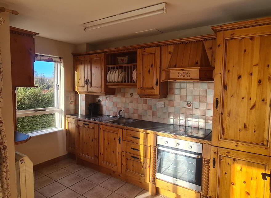 2 The Waterfront, Dromod, Carrick-On-Shannon, N41YW31