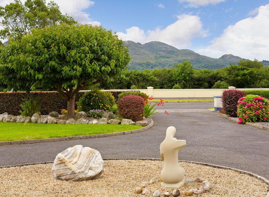 Campbell Court, Cairns Hill, Carraroe, F91K2W2