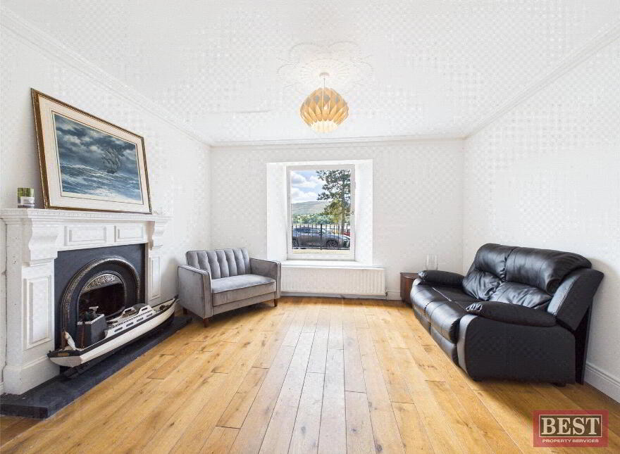6 Osborne Promenade, Warrenpoint, Newry, BT34 3NQ