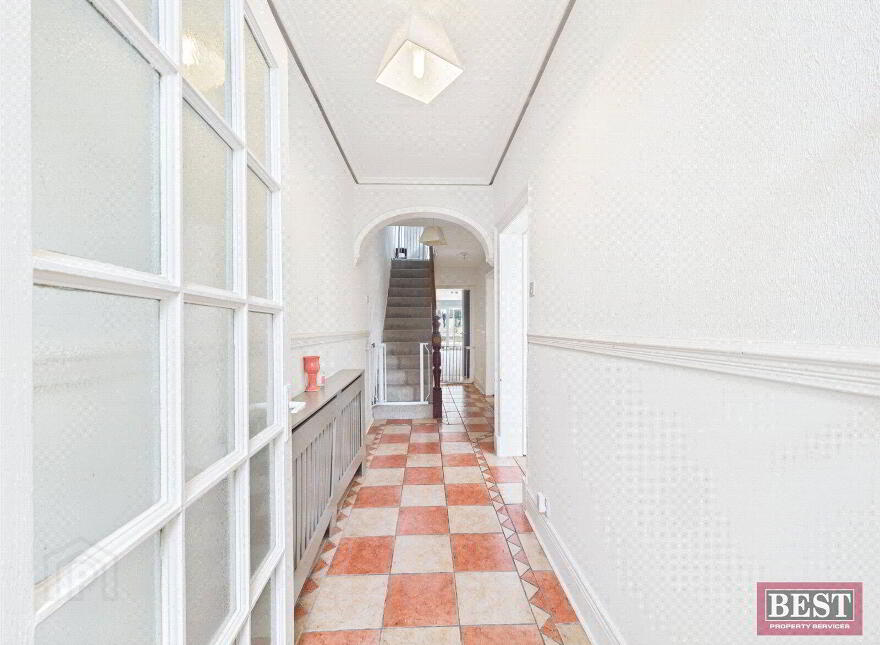 6 Osborne Promenade, Warrenpoint, Newry, BT34 3NQ