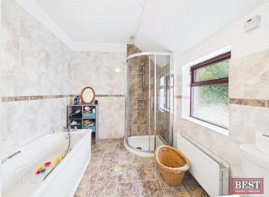 6 Osborne Promenade, Warrenpoint, Newry, BT34 3NQ
