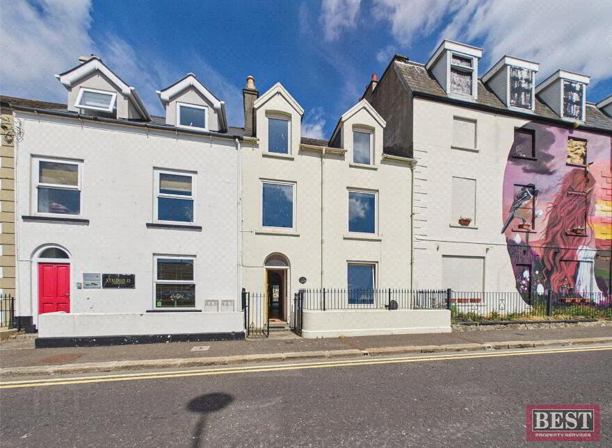 6 Osborne Promenade, Warrenpoint, Newry, BT34 3NQ