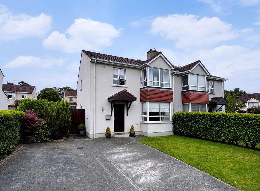 42 Whitethorn Grove, Letterkenny, F92EC5P