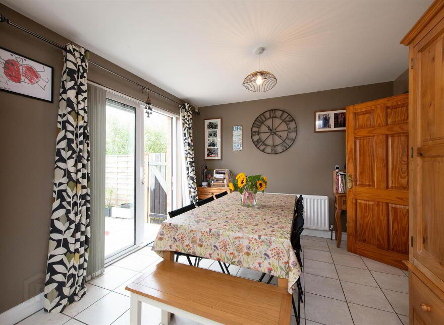 14 Rocksfield Close, Crossgar, BT30 9GQ