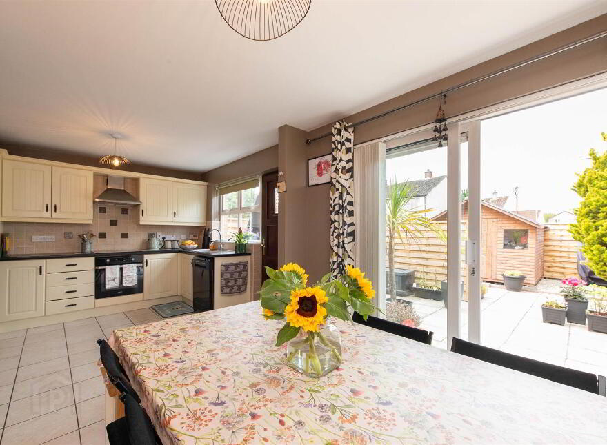 14 Rocksfield Close, Crossgar, BT30 9GQ