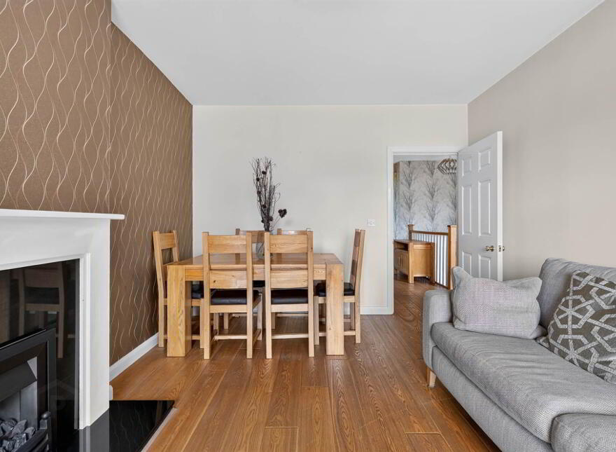 32 Strathearn Lane, Belfast, BT4 2BT