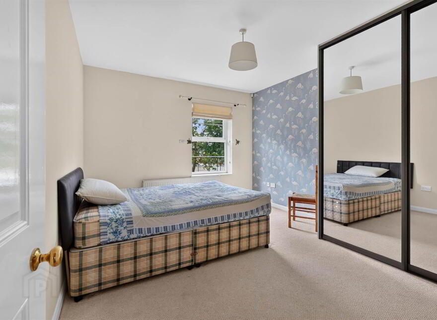 32 Strathearn Lane, Belfast, BT4 2BT