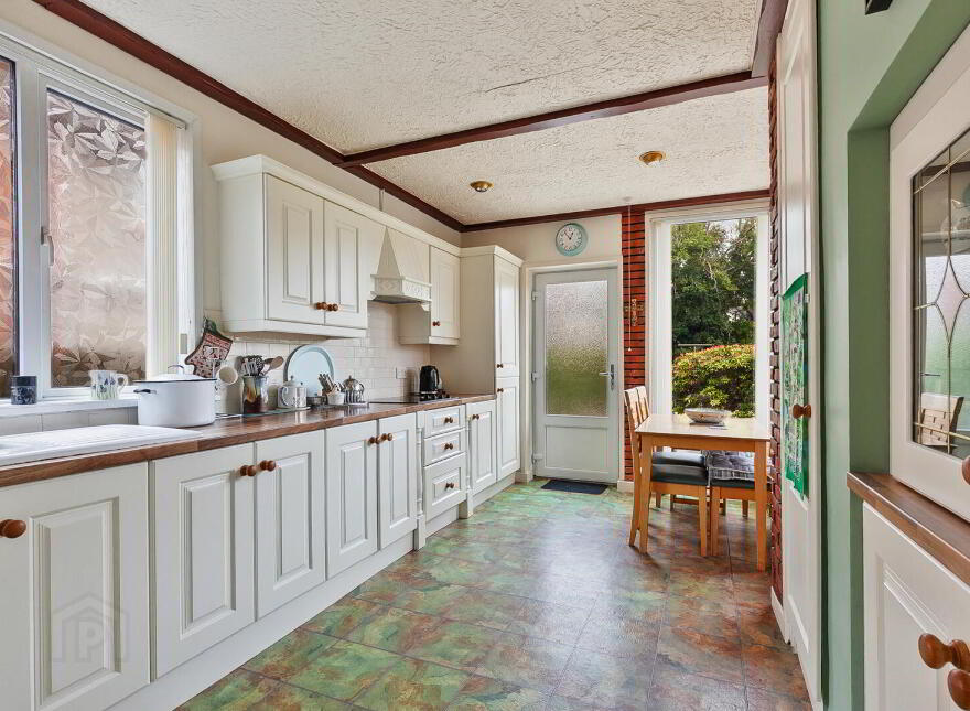 37 Sunningdale Park North, Belfast, BT14 6RZ