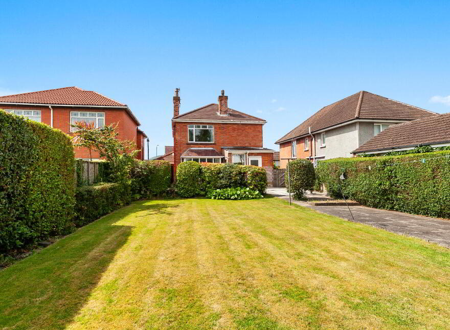 37 Sunningdale Park North, Belfast, BT14 6RZ