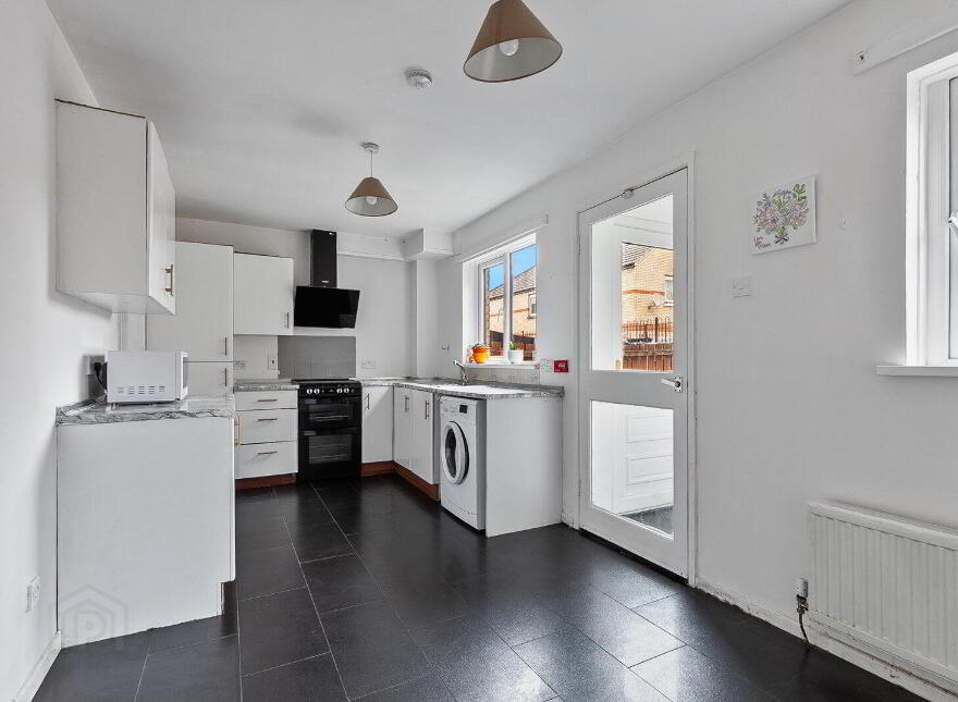 20 Apsley Street, Belfast, BT7 1BL