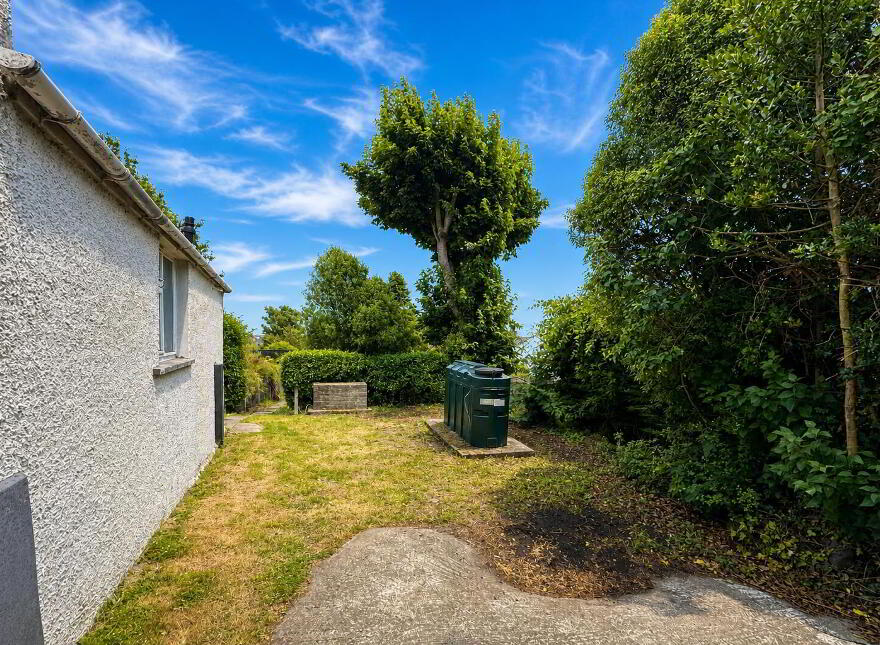 104 Movilla Road, Newtownards, BT23 8RQ