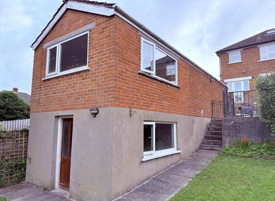26 Delamont Park, Belfast, BT6 9RJ