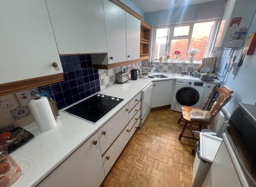 Apt 1, 73 Eglantine Avenue, Belfast, BT9 6EW