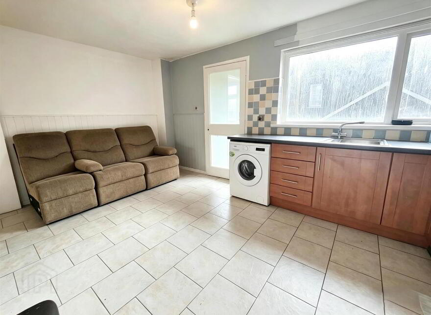 89 Antrim Road, Belfast, BT15 2BJ