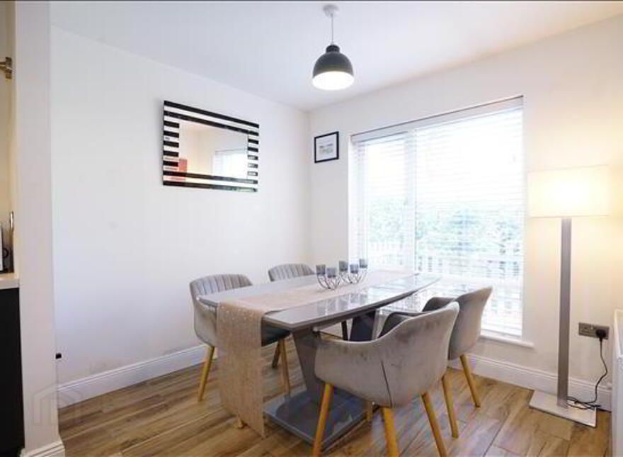 Christendom Square, Abbeylands, Ferrybank, Waterford