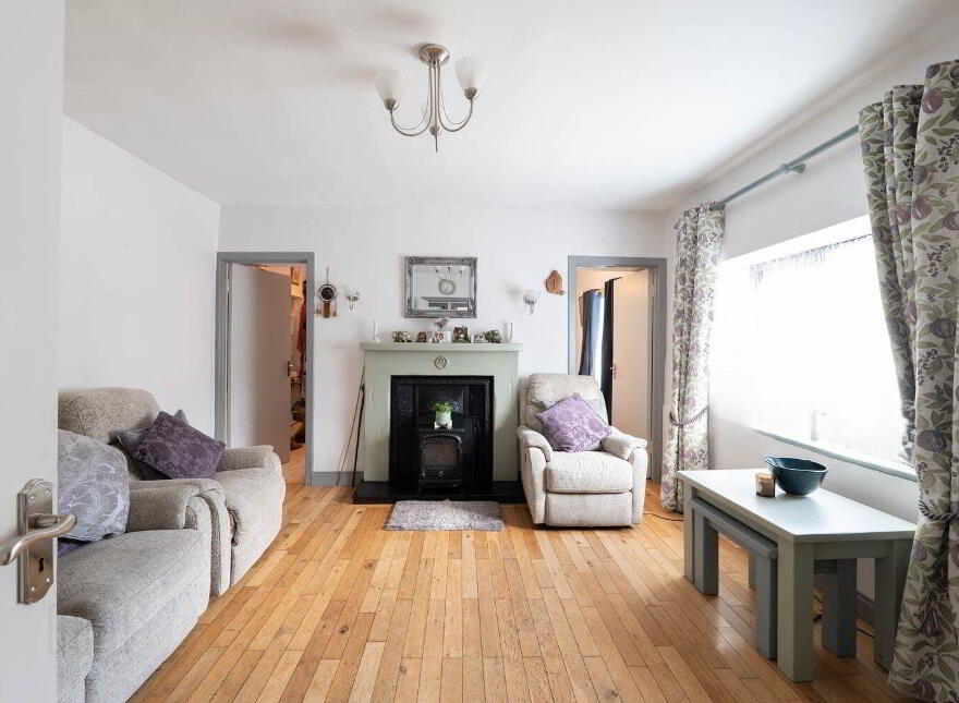 Kilkea Cottage, Kilkea Village, Castledermot, Kilkea, R14D361