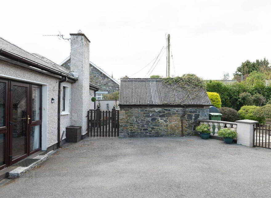Kilkea Cottage, Kilkea Village, Castledermot, Kilkea, R14D361