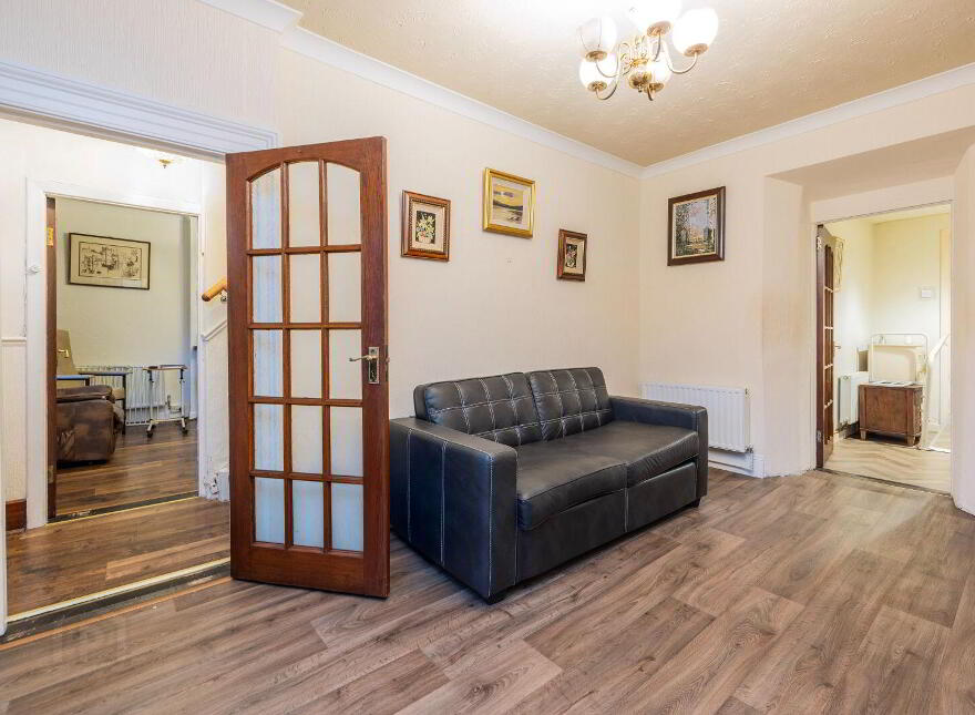 Bal-Ard, 25 High Street, Balbriggan, K32W209