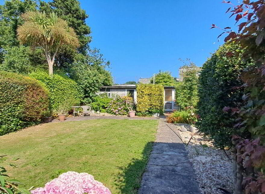 Bal-Ard, 25 High Street, Balbriggan, K32W209