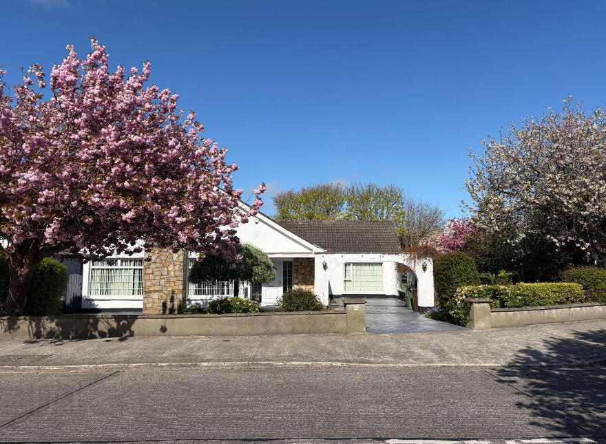 54 Carrickbrack Hill, Sutton, Sutton, D13Y9N7