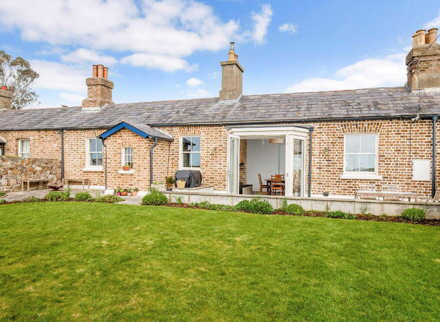 6 The Old Coastguard Station, Sutton Strand, Sutton, Sutton, D13YK28