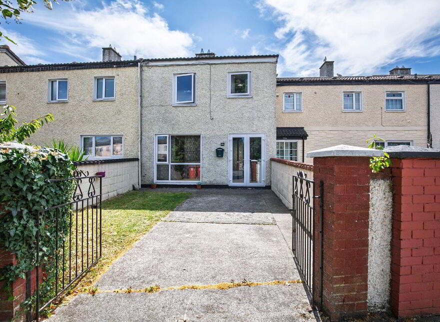396 Coultry Road, Santry Avenue, Dublin 9, D09P0K1