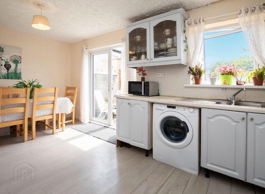 396 Coultry Road, Santry Avenue, Dublin 9, D09P0K1