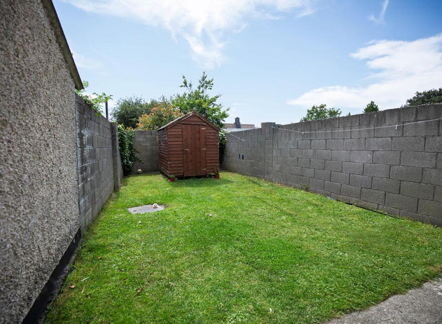 396 Coultry Road, Santry Avenue, Dublin 9, D09P0K1