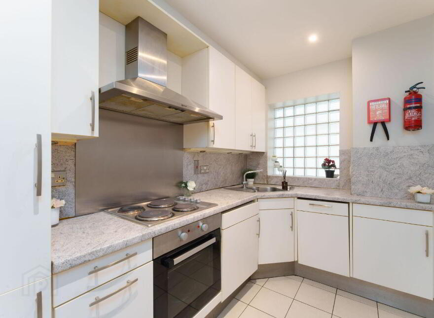 Apartment 2 Kelston Hall, Foxrock, Foxrock, D18T025