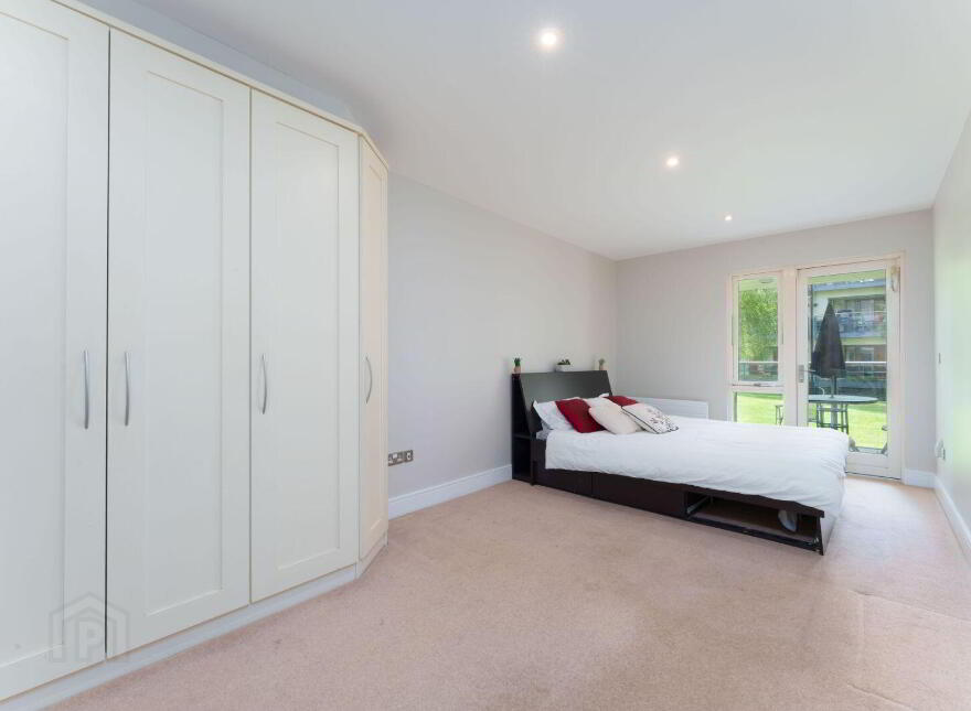 Apartment 2 Kelston Hall, Foxrock, Foxrock, D18T025