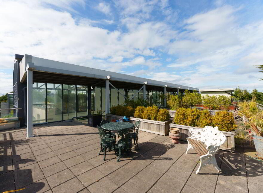 Apartment 2 Kelston Hall, Foxrock, Foxrock, D18T025