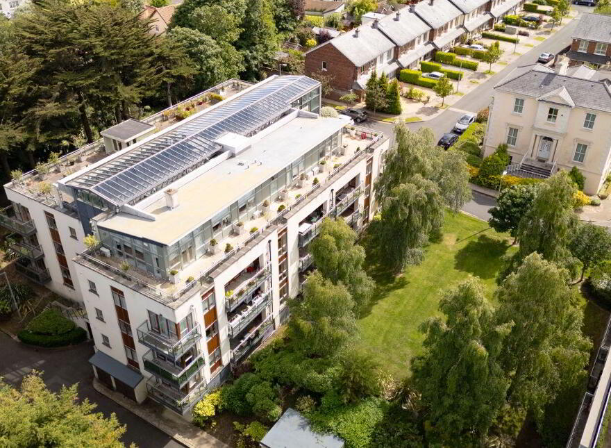 Apartment 2 Kelston Hall, Foxrock, Foxrock, D18T025