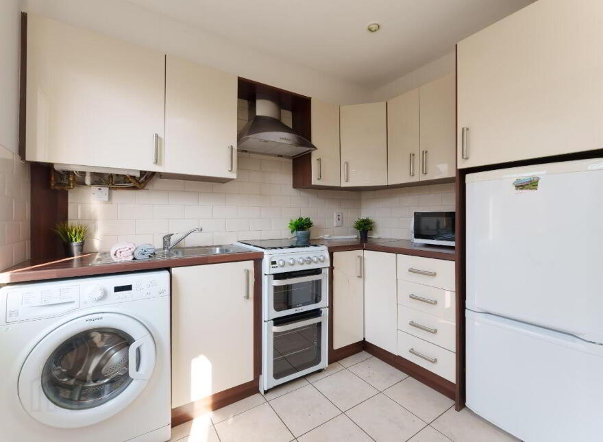 98 Loreto Avenue, Rathfarnham, Dublin 14, D14K8N9