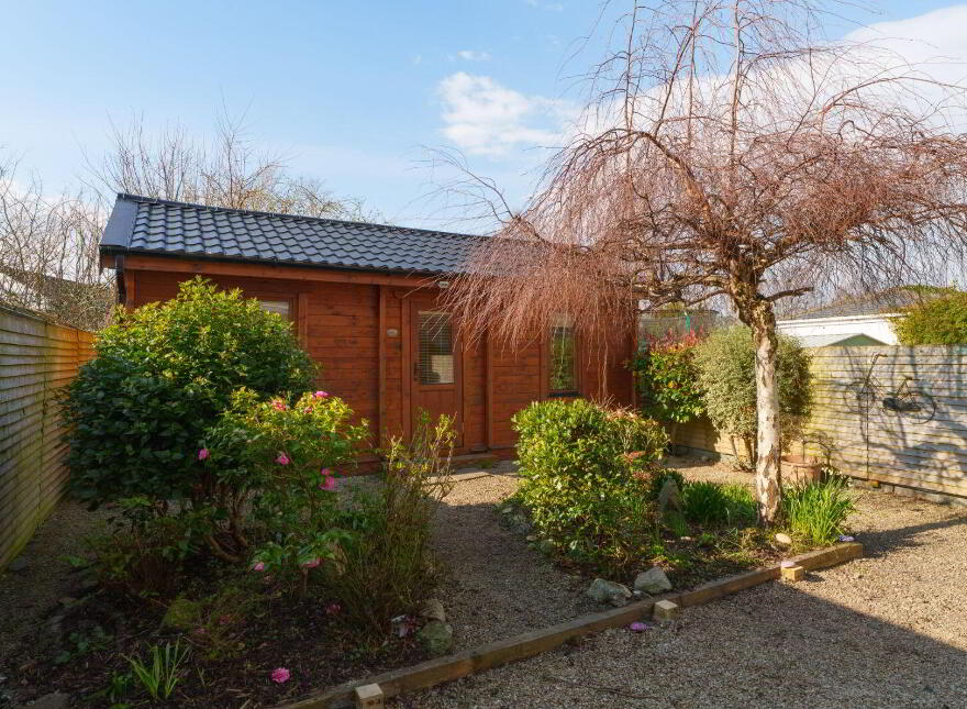 98 Loreto Avenue, Rathfarnham, Dublin 14, D14K8N9