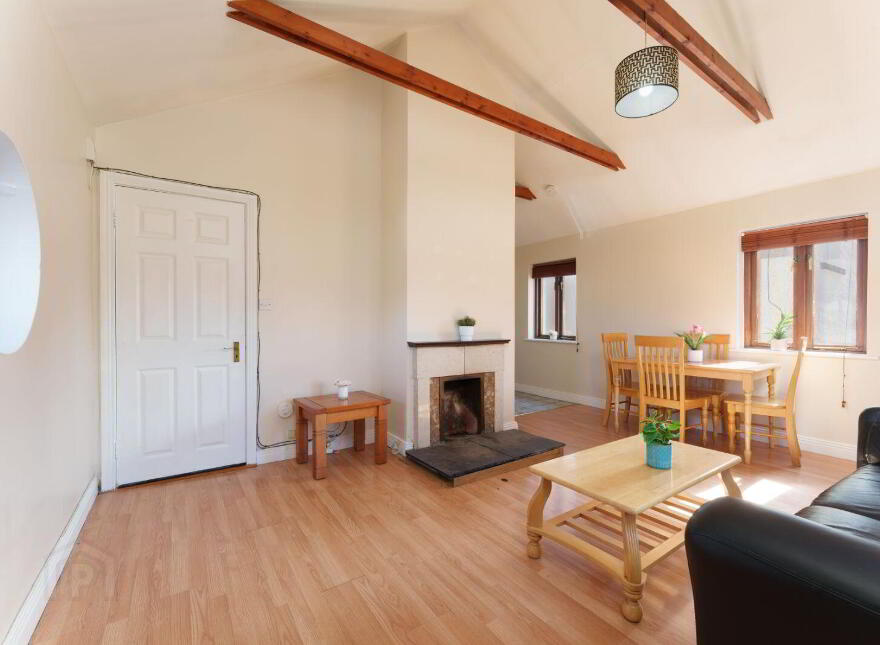 Apartment 5 Old Schoolhouse, School Road, Saggart, Saggart, D24N793