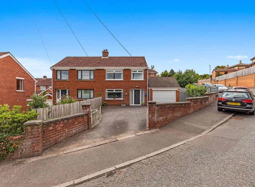 60 Ballyregan Road, Dundonald, Belfast, BT16 1HZ