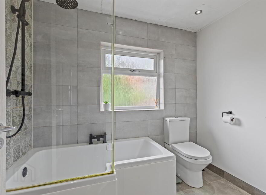 60 Ballyregan Road, Dundonald, Belfast, BT16 1HZ