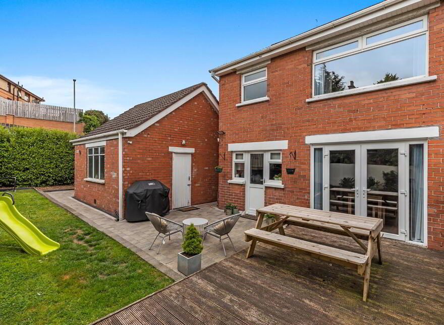 60 Ballyregan Road, Dundonald, Belfast, BT16 1HZ