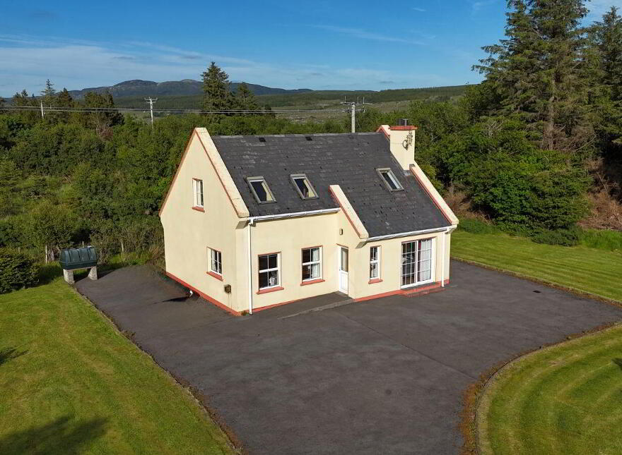 Ballynacarrick, Doochary, Lettermacaward, F94Y2D2 photo